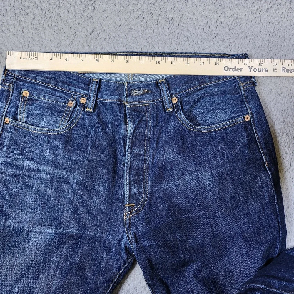Levis 501 Jeans Mens 33x39 Blue Straight Leg Regular Fit‎ Medium Wash